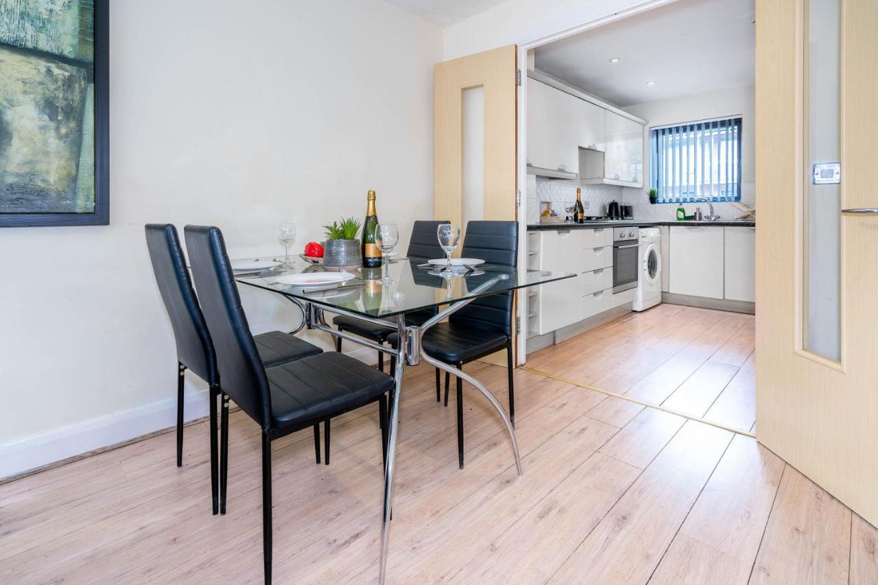 City Centre Townhouse - 3 Bedrooms - Garage - Parking - Top Rated Birmingam Exterior foto
