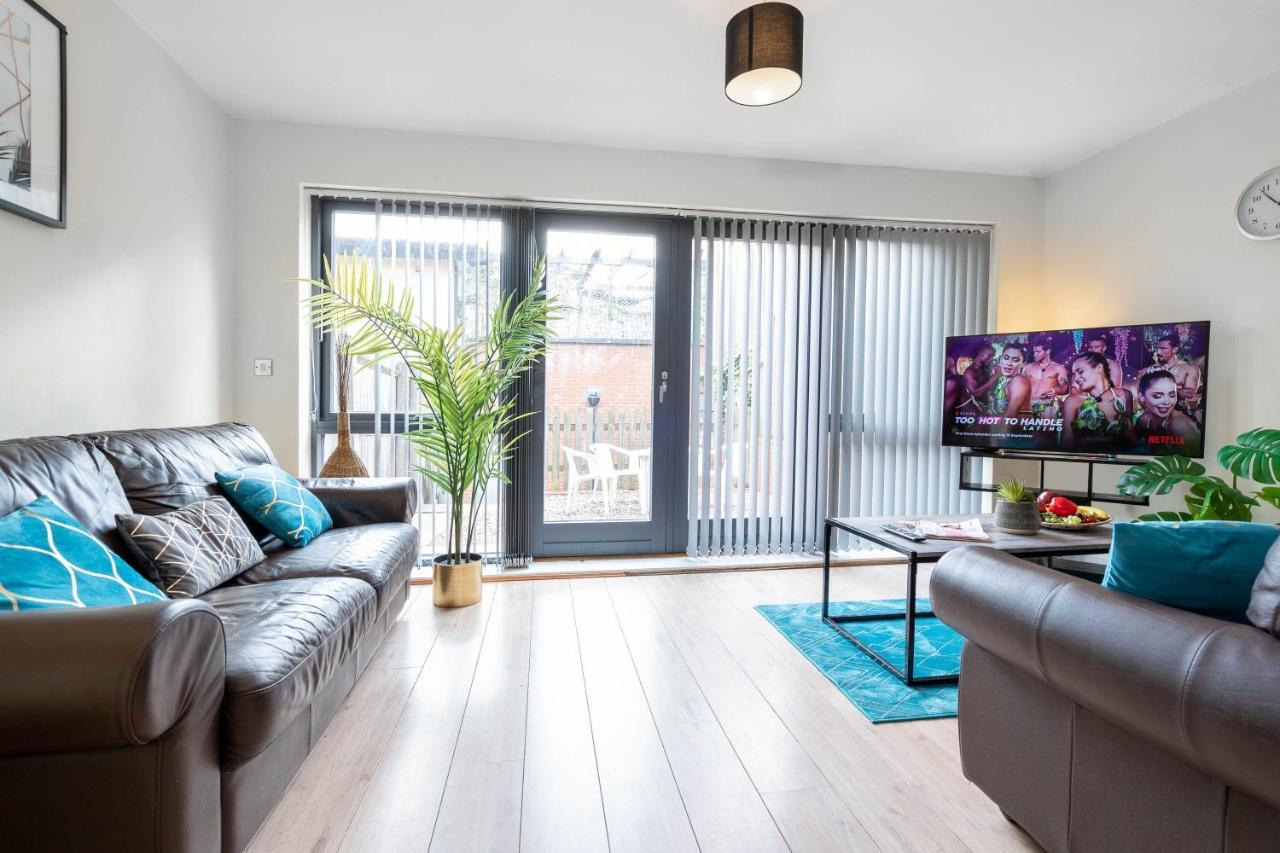 City Centre Townhouse - 3 Bedrooms - Garage - Parking - Top Rated Birmingam Exterior foto